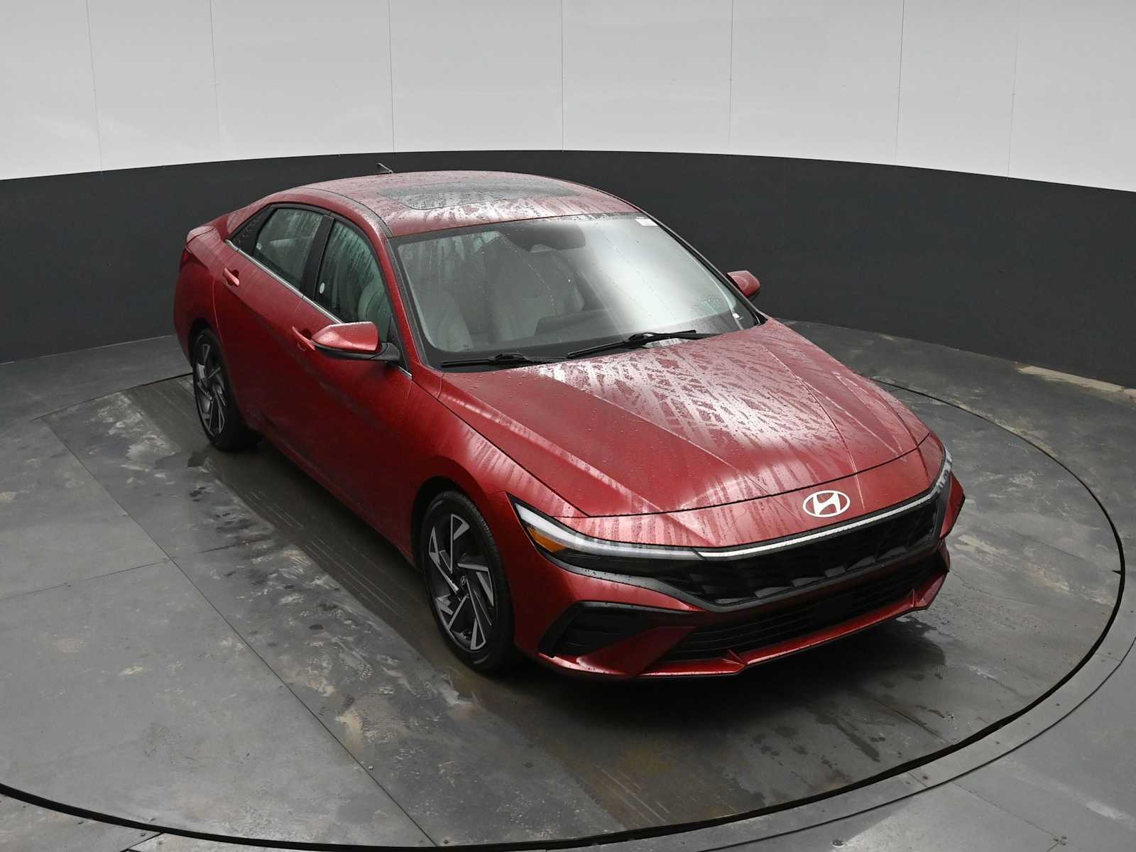 2025 Hyundai Elantra Limited - Photo 22