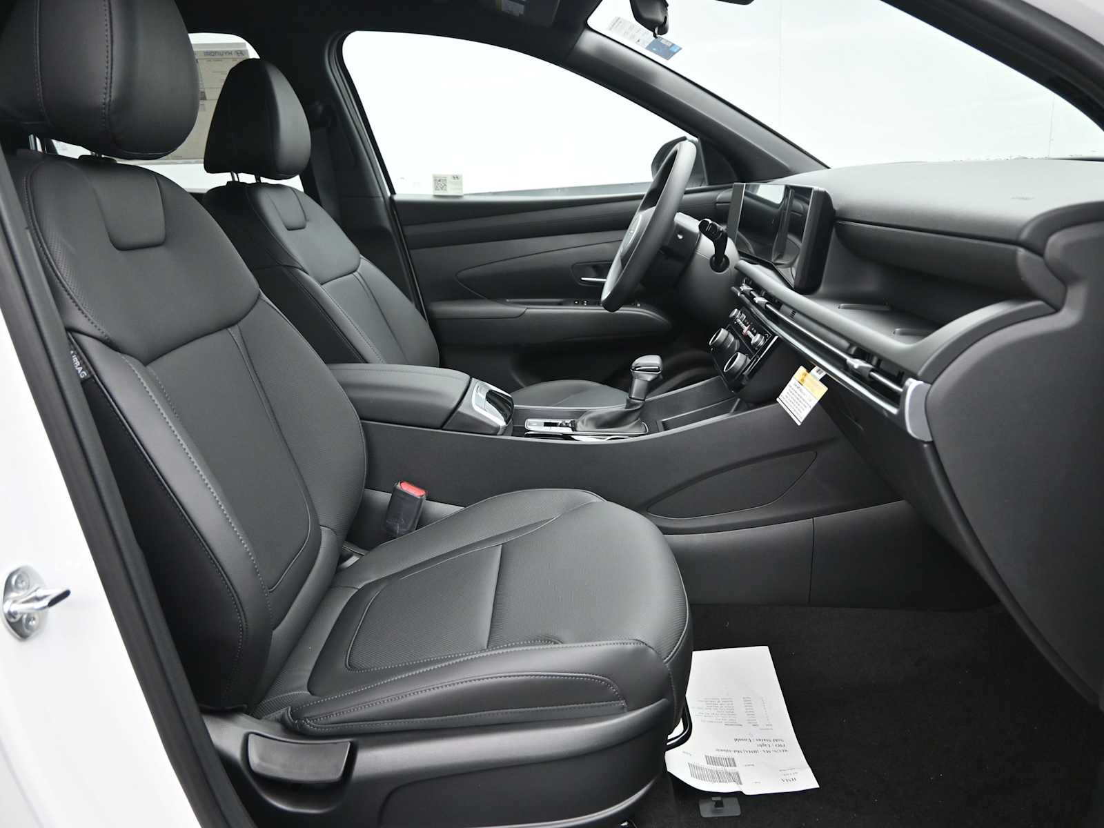2025 Hyundai Santa Cruz SEL - Photo 11