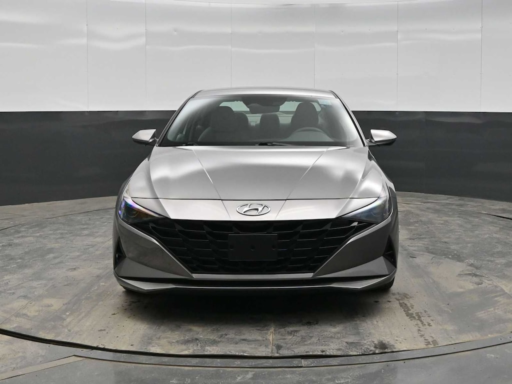 Used 2023 Hyundai Elantra SEL IVT