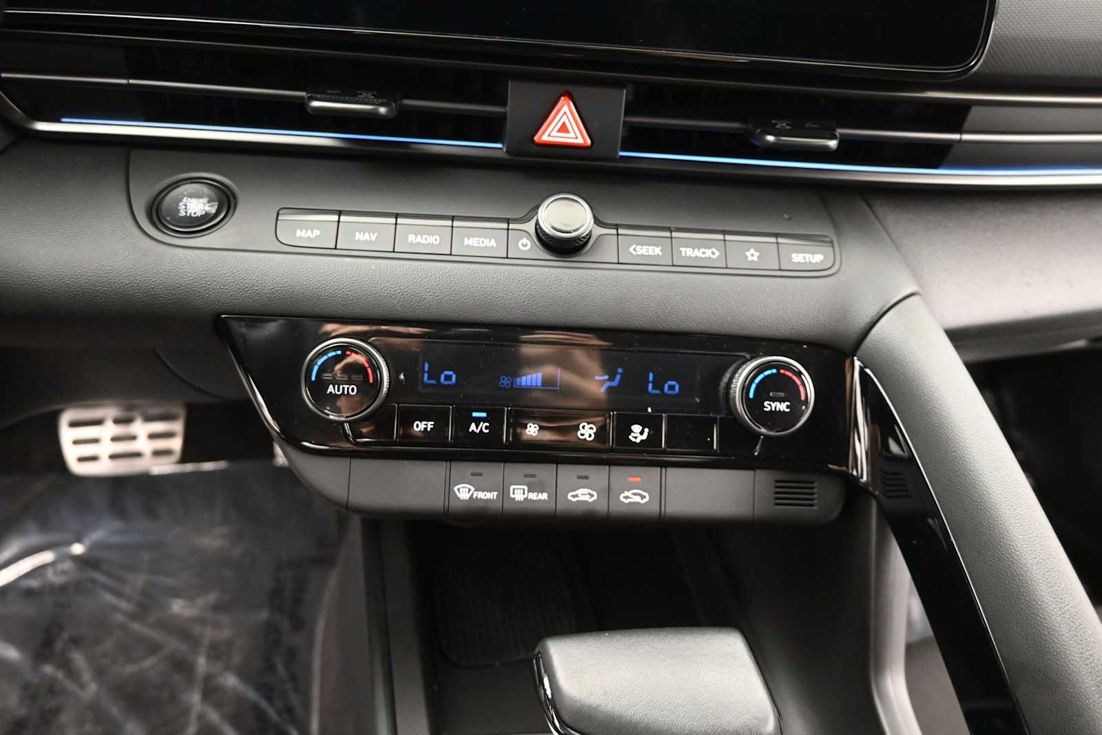 2025 Hyundai Elantra Blue - Photo 20