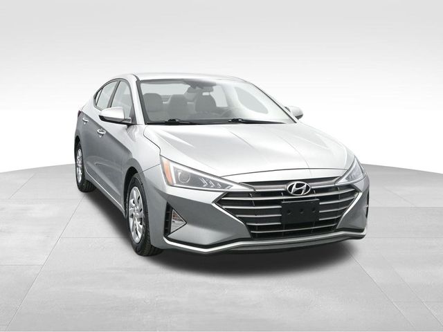 2020 Hyundai Elantra SE photo 2