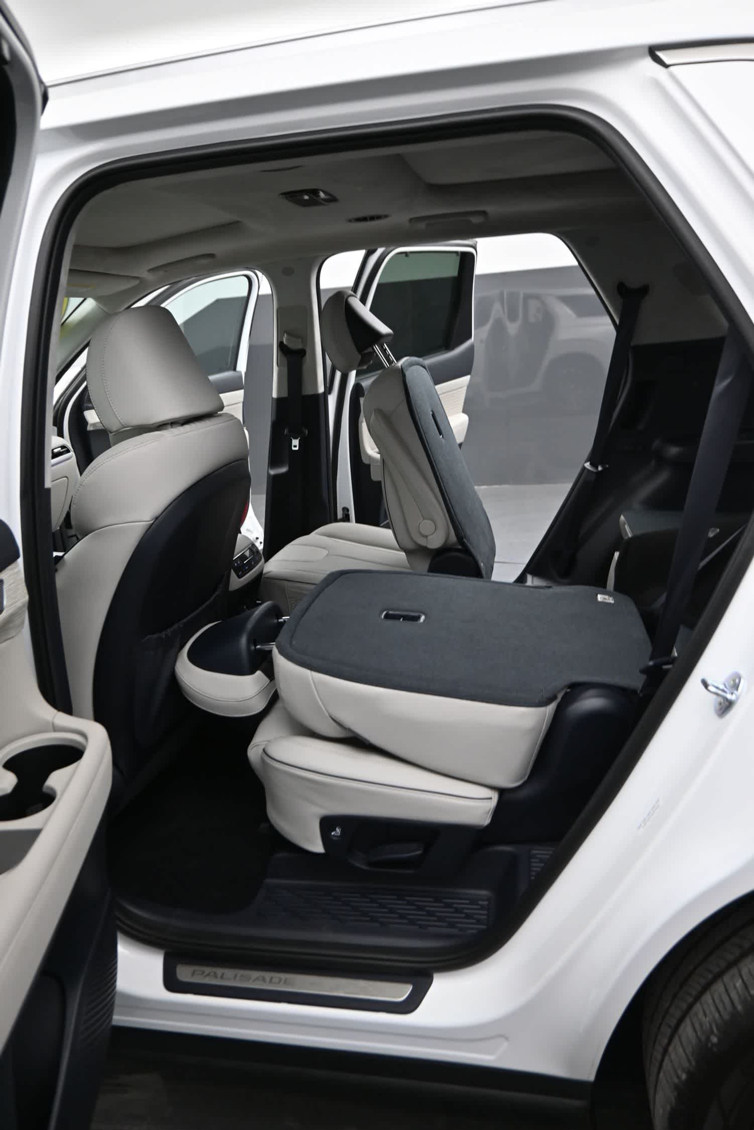 2025 Hyundai Palisade Calligraphy - Photo 15