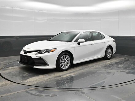 2024 Toyota Camry LE Auto (Natl)