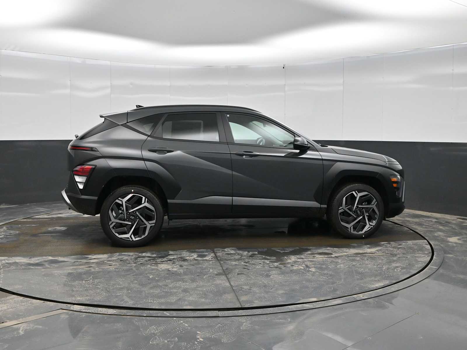 2026 Hyundai Kona SEL Premium - Photo 9