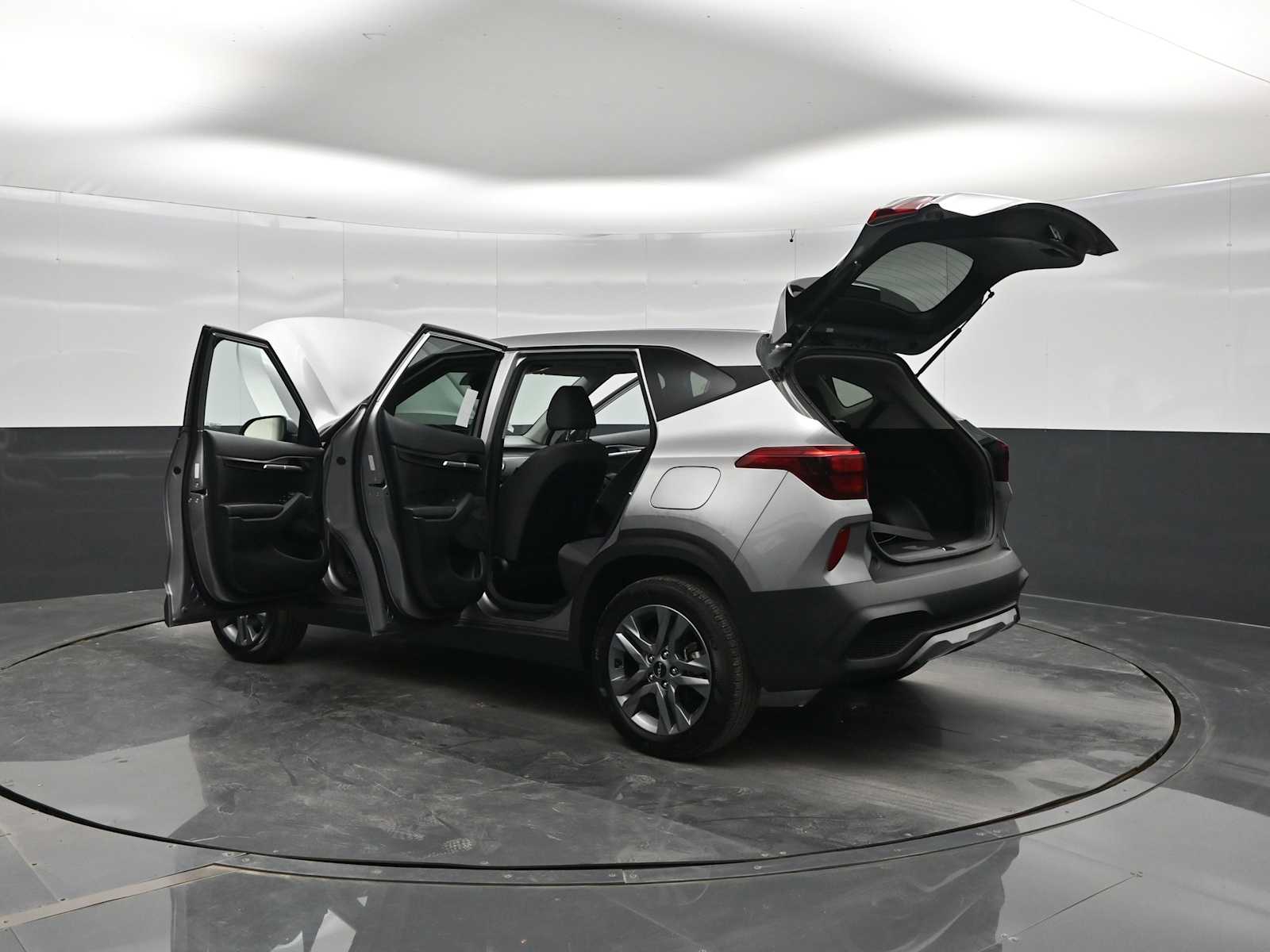 2022 Kia Seltos LX - Photo 45
