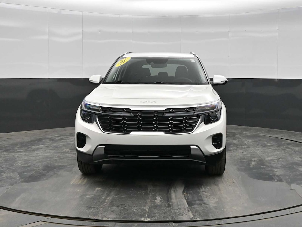 Used 2025 Kia Seltos S IVT AWD