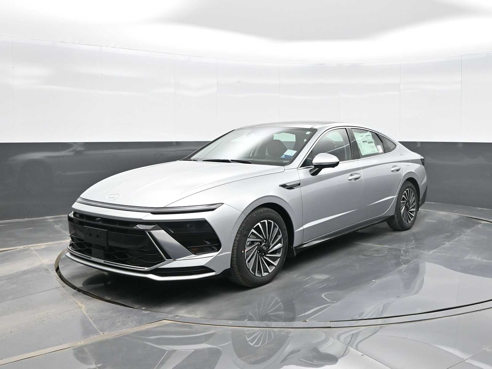 2026 Hyundai Sonata Hybrid Limited's photo