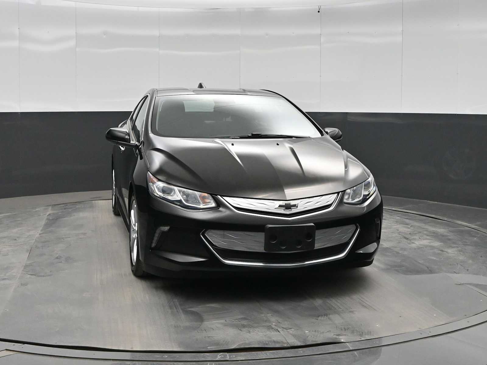 Used 2018 Chevrolet Volt LT with VIN 1G1RC6S50JU142863 for sale in Frederick, MD