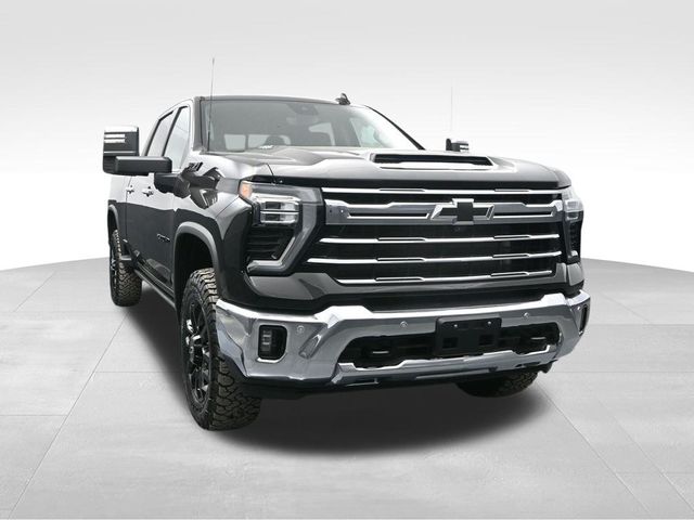 2025 Chevrolet Silverado 2500HD LTZ photo 2