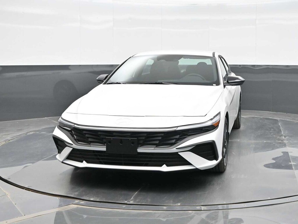 Used 2025 Hyundai Elantra Hybrid SEL Sport DCT