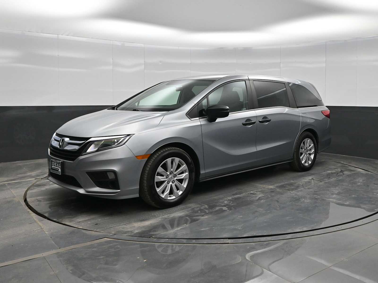 2019 Honda Odyssey LX's photo