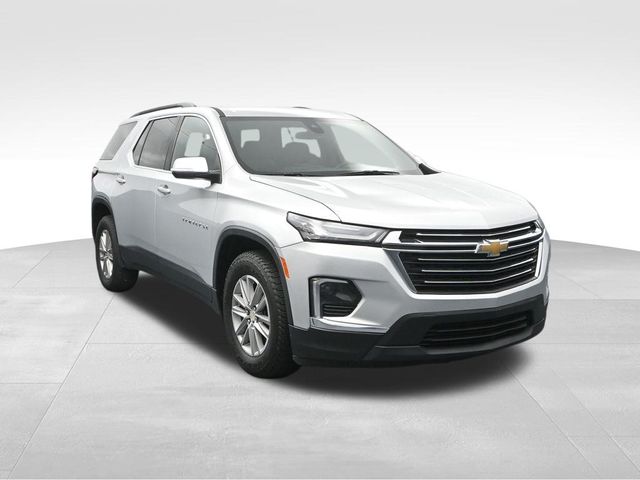 2022 Chevrolet Traverse Leather photo 2