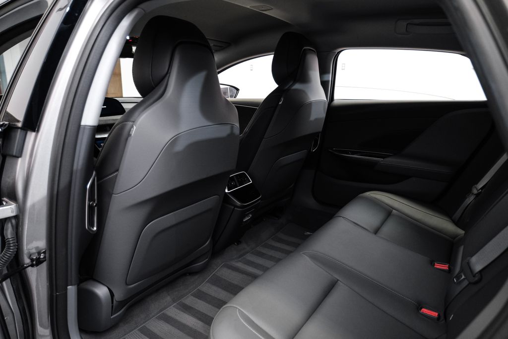 2025 Lucid Air Touring - Photo 41