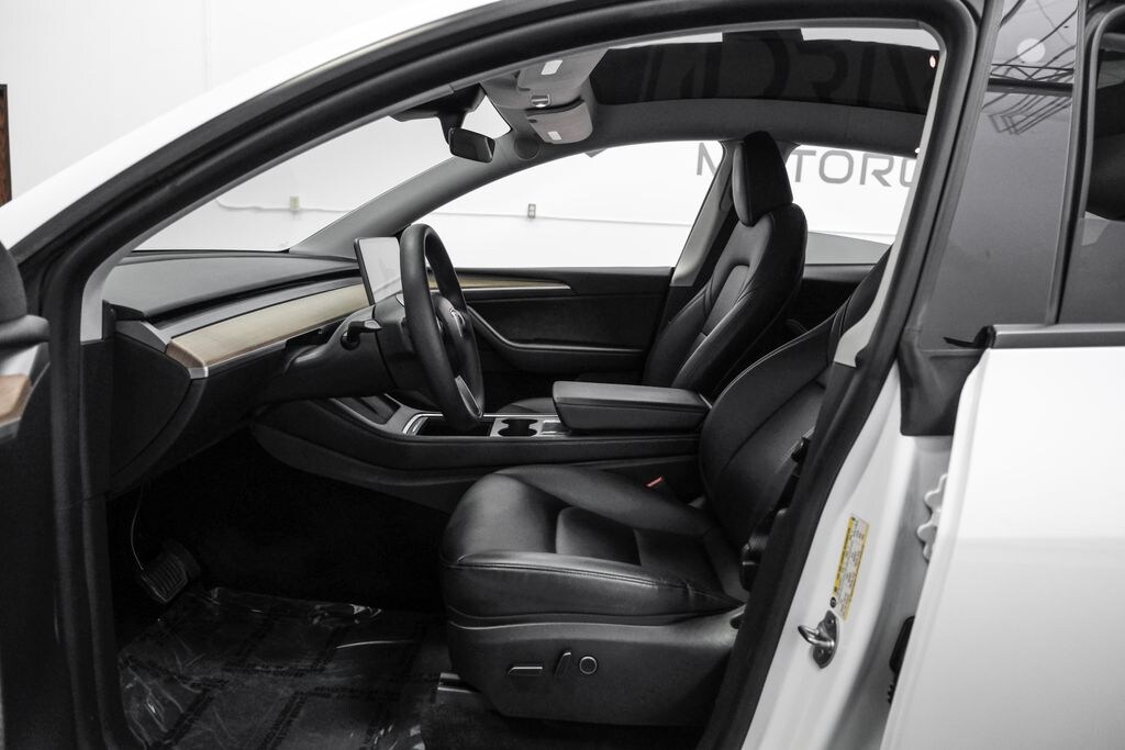 Used 2023 Tesla Model Y Long Range SUV