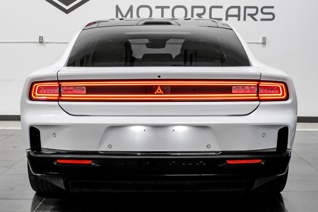 2025 Dodge Charger Daytona R/T - Photo 9