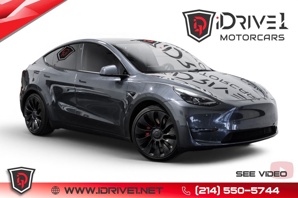 2022 Tesla Model Y Performance Dual Motor All-Wheel Drive's photo