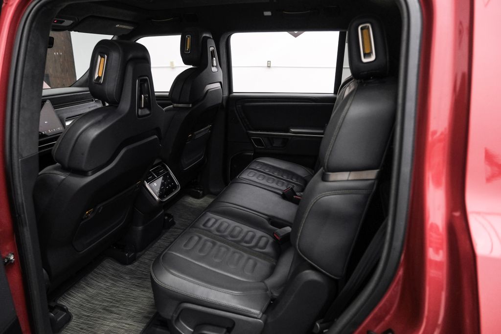 2023 Rivian R1S Adventure - Photo 30