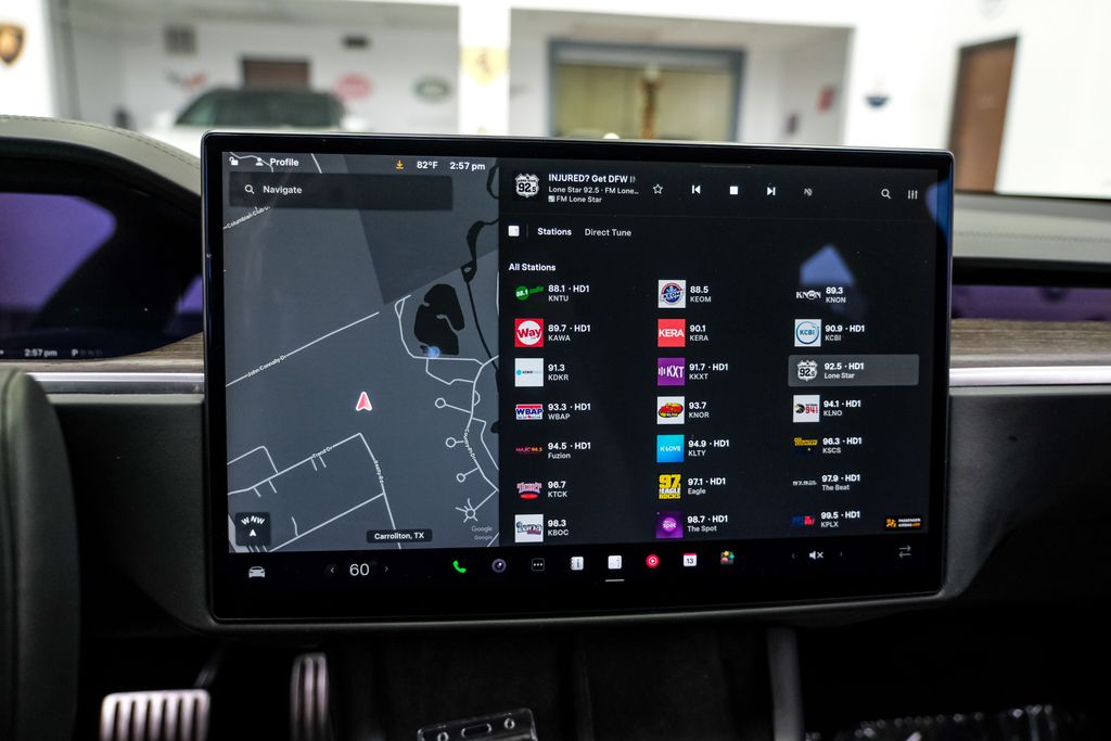 2023 Tesla Model S Base - Photo 24