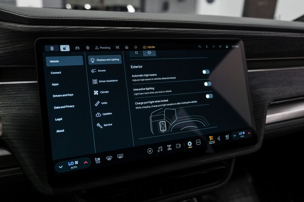 2023 Rivian R1S Adventure - Photo 20