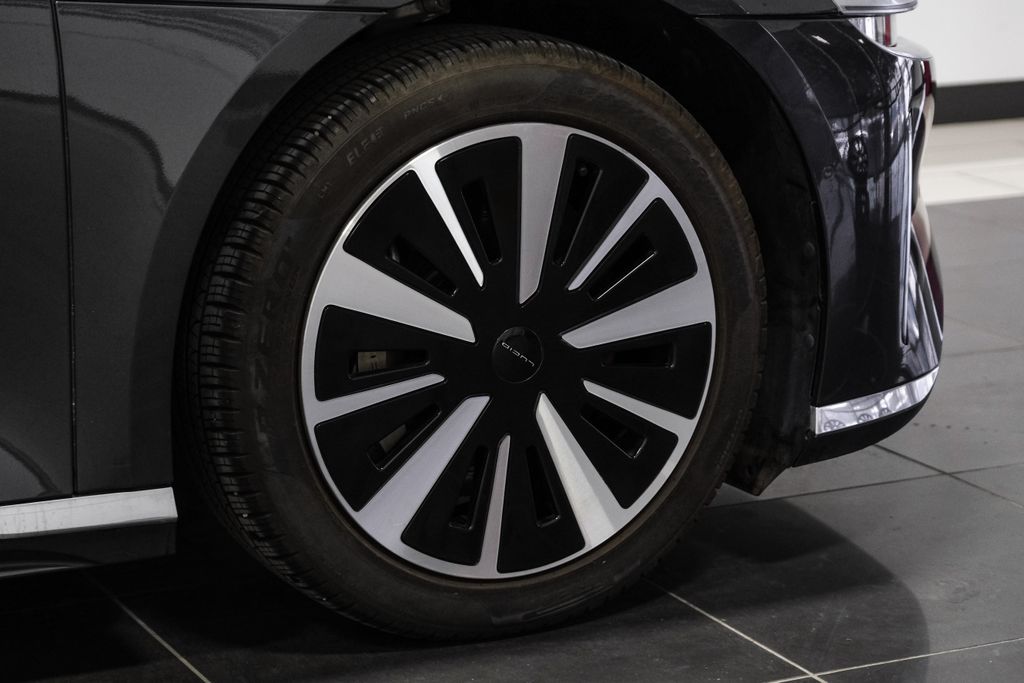 2025 Lucid Air Touring - Photo 64