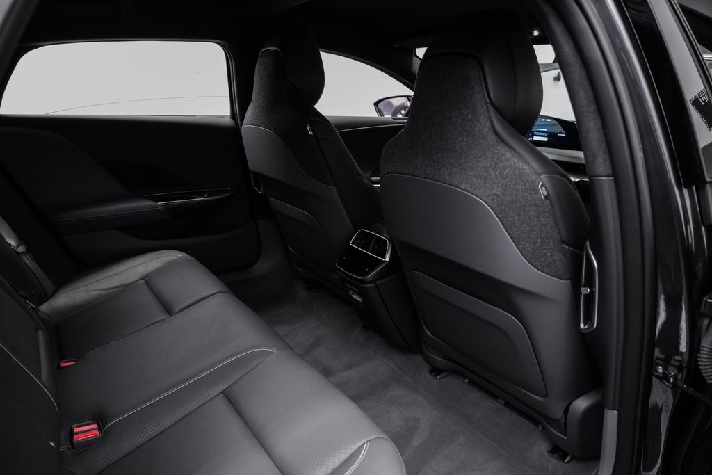 2025 Lucid Air Touring - Photo 43