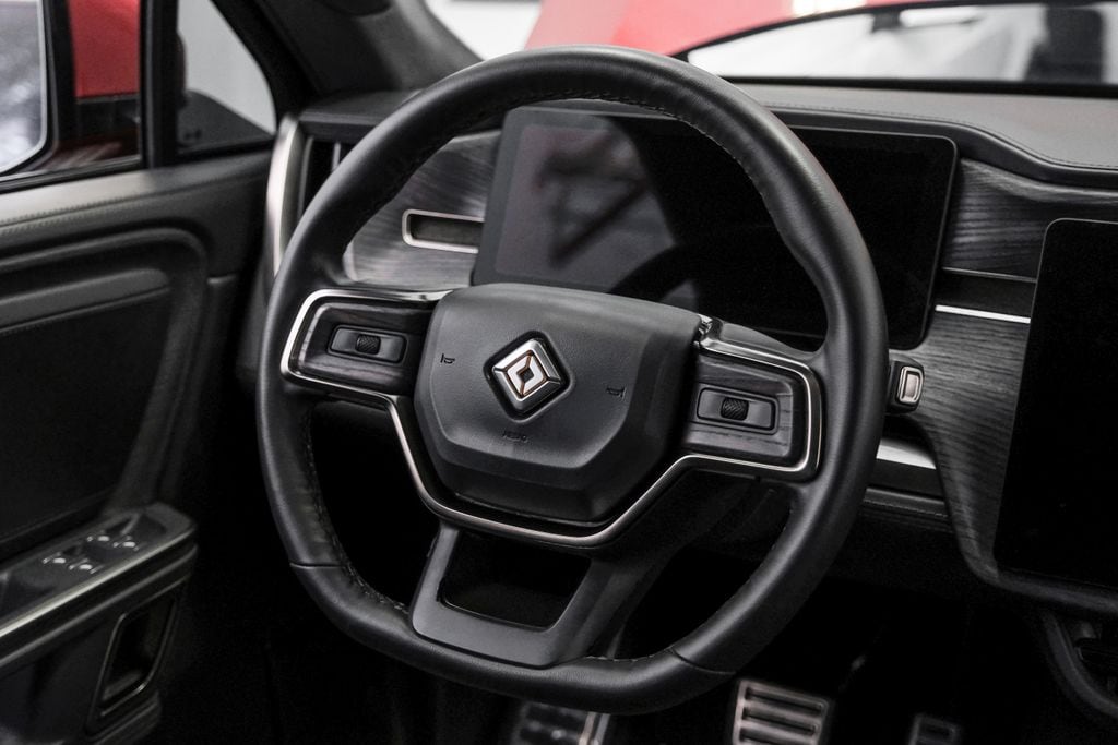 2023 Rivian R1S Adventure - Photo 17