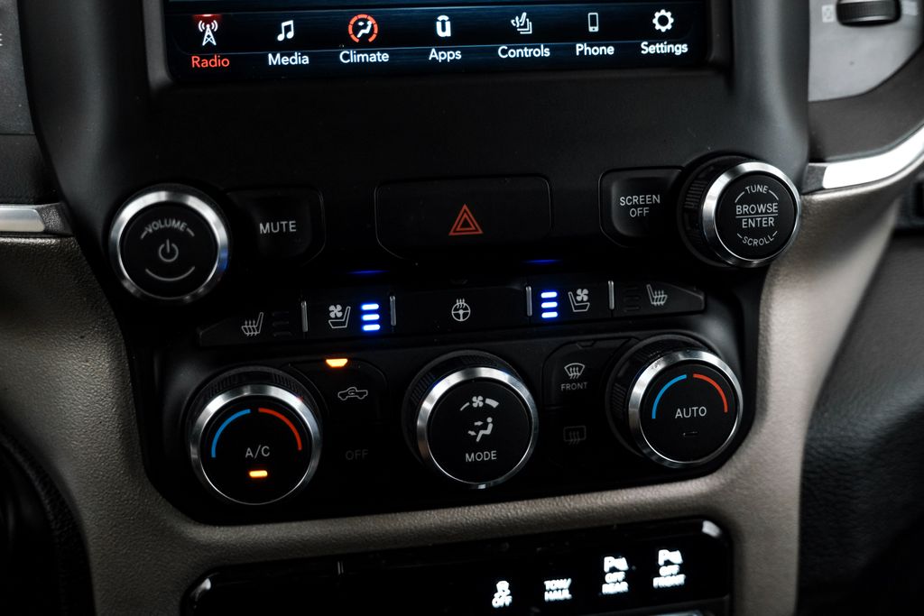 2021 RAM Ram 1500 Pickup Laramie - Photo 22