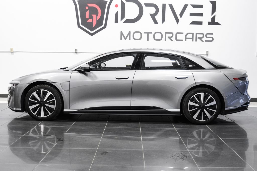 2025 Lucid Air Touring - Photo 11