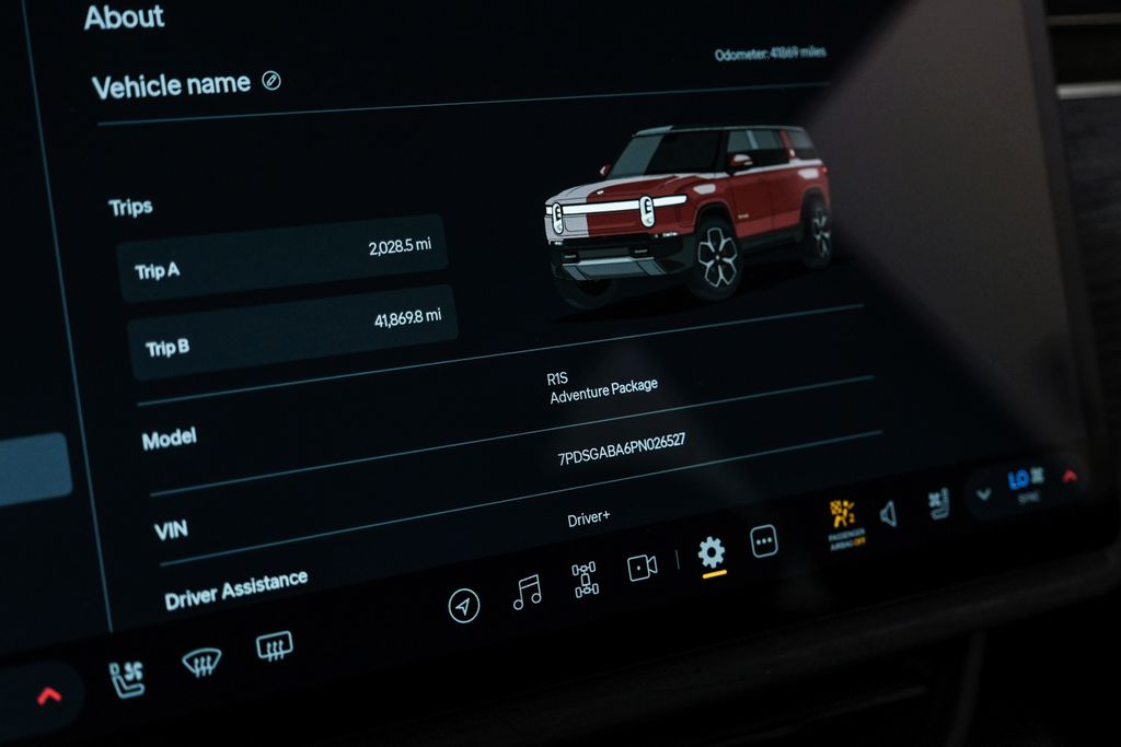 2023 Rivian R1S Adventure - Photo 22
