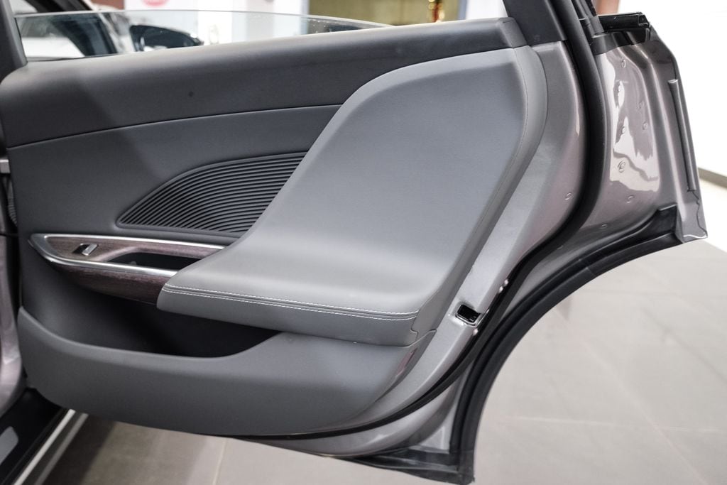 2025 Lucid Air Touring - Photo 49