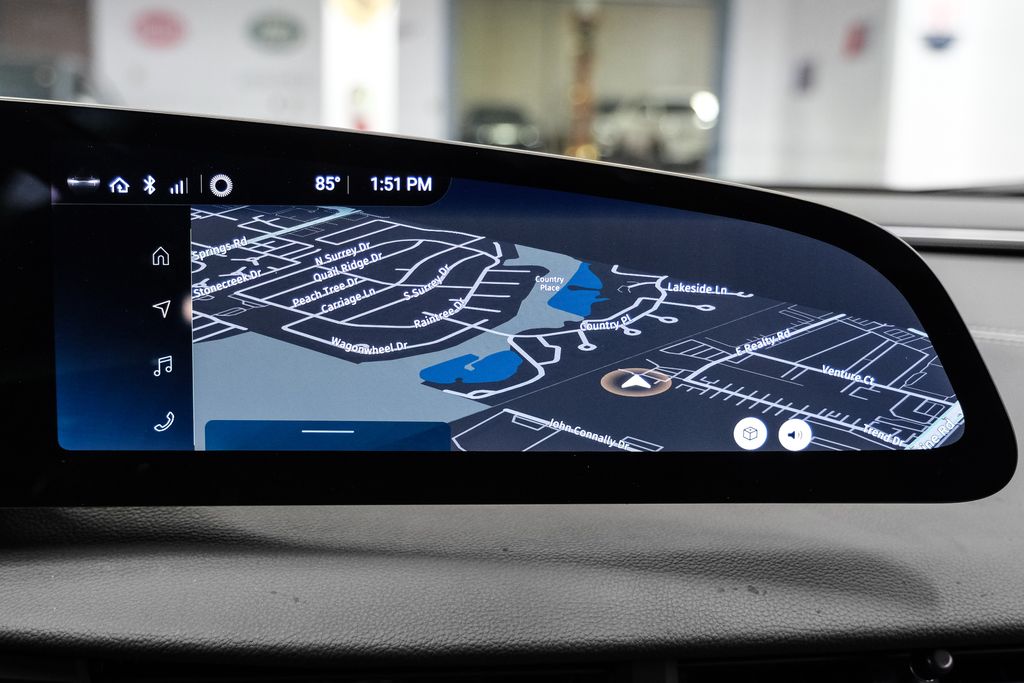 2025 Lucid Air Touring - Photo 24