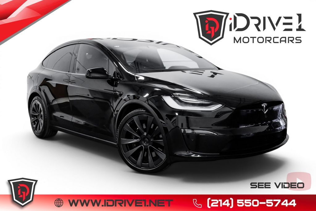 2022 Tesla Model X Plaid's photo