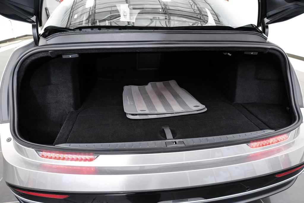 2025 Lucid Air Touring - Photo 54