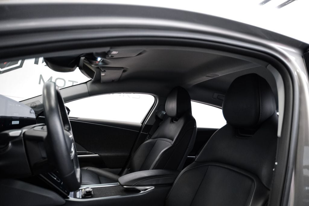 2025 Lucid Air Touring - Photo 35