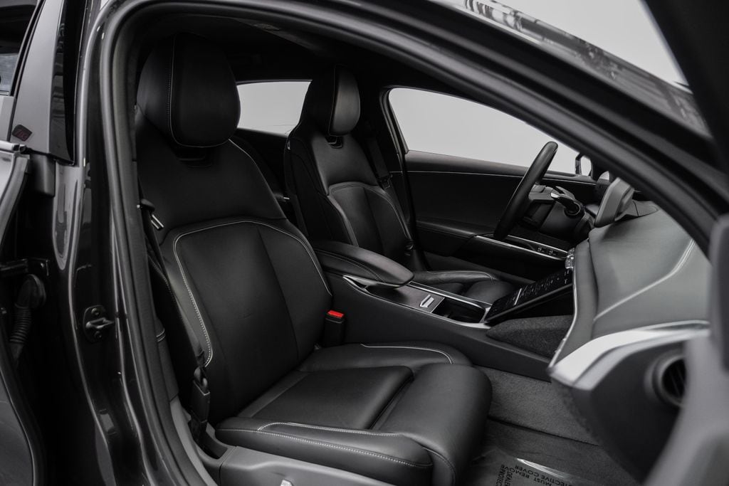 2025 Lucid Air Touring - Photo 40