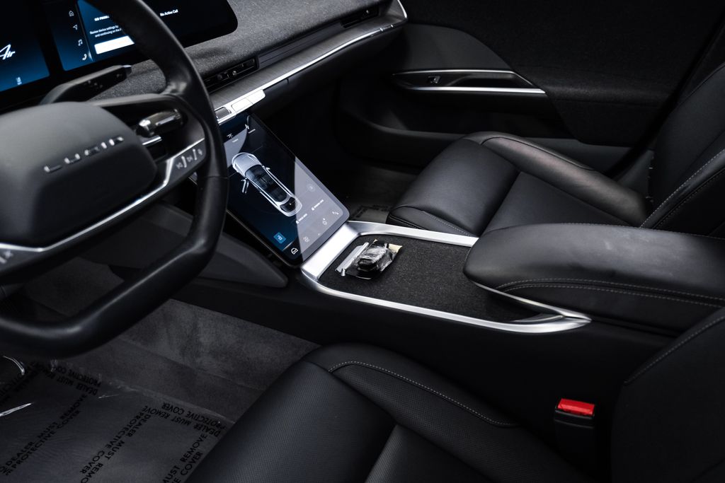 2025 Lucid Air Touring - Photo 24