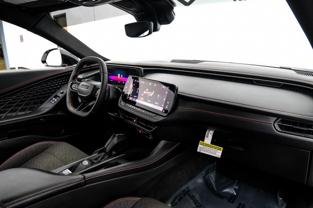 2025 Dodge Charger Daytona R/T - Photo 12
