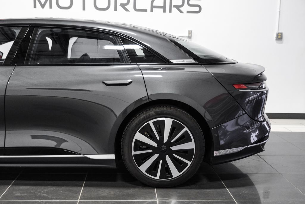 2025 Lucid Air Touring - Photo 13
