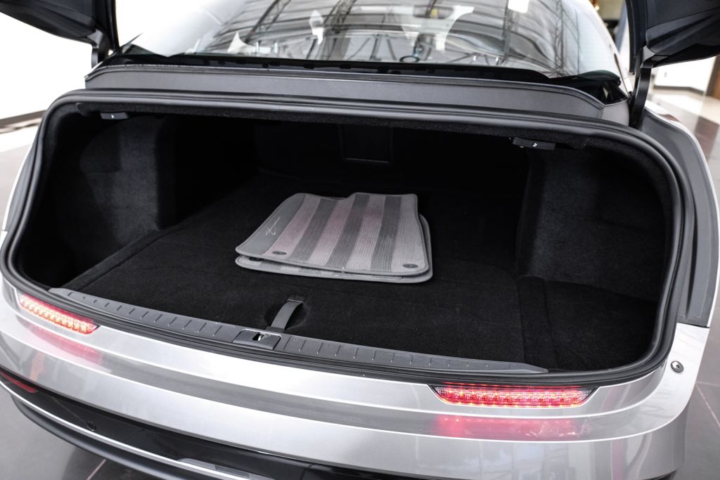 2025 Lucid Air Touring - Photo 55