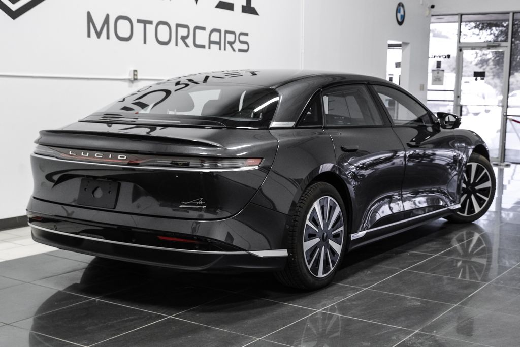 2025 Lucid Air Touring - Photo 8