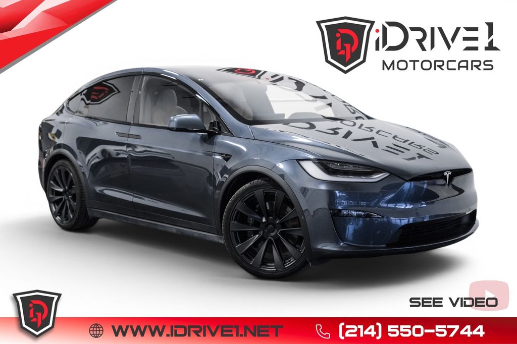 2023 Tesla Model X Long Range's photo