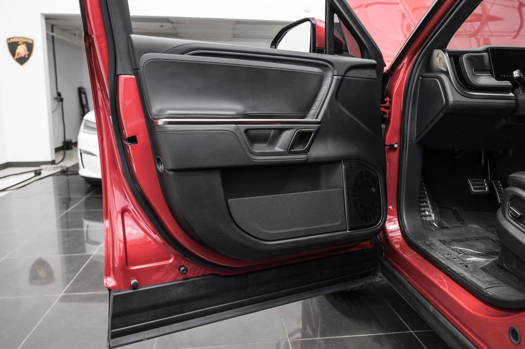 2023 Rivian R1S Adventure - Photo 32