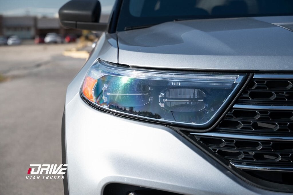 2024 Ford Explorer XLT photo 3