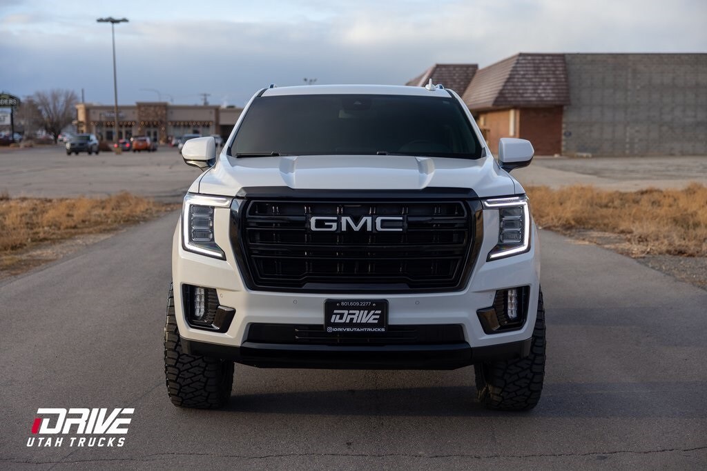 2023 Gmc Yukon SLT photo 4