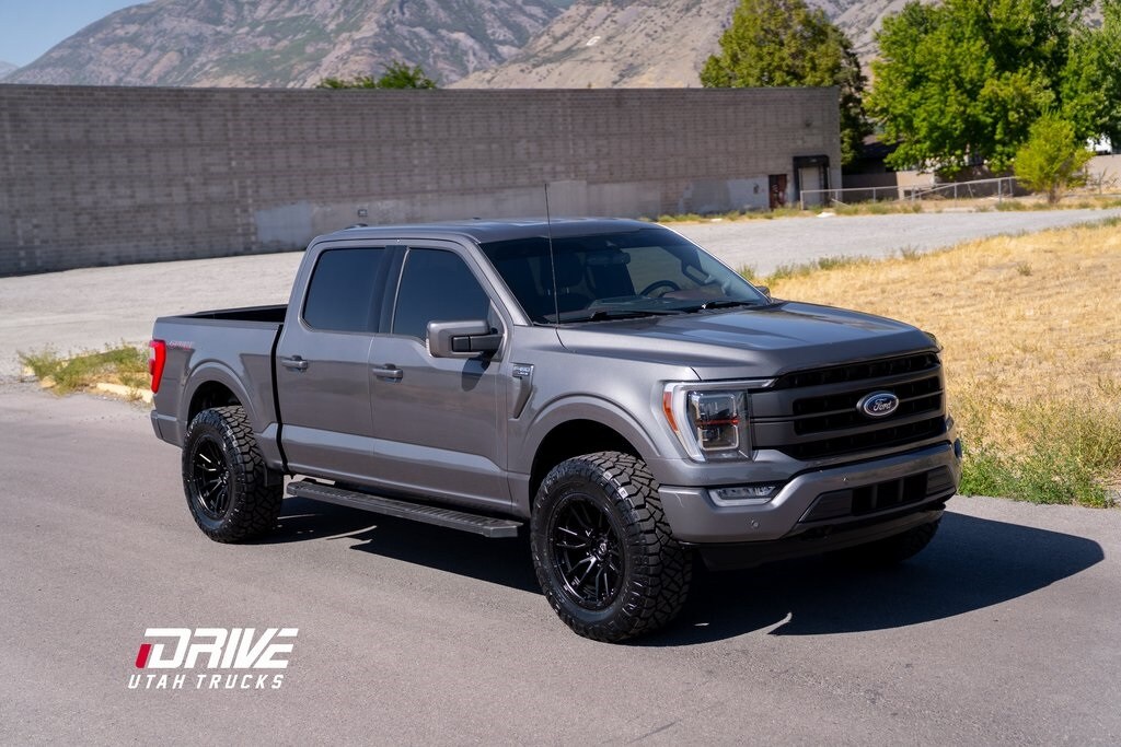 2022 Ford F-150 Lariat photo 2