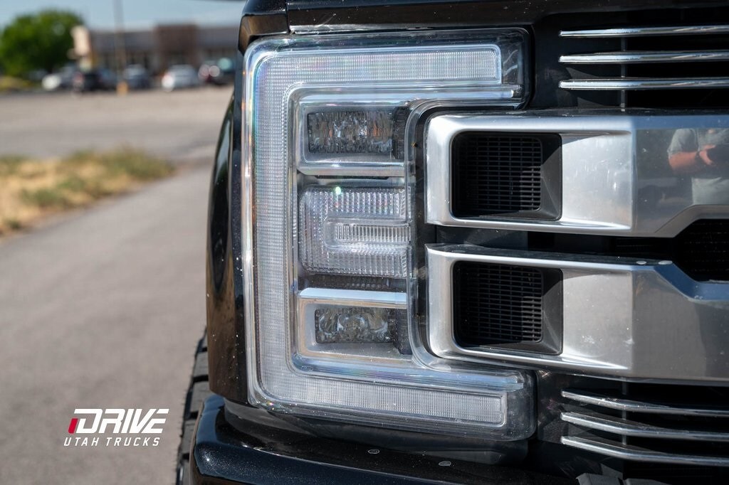 2019 Ford F-350 Limited photo 4