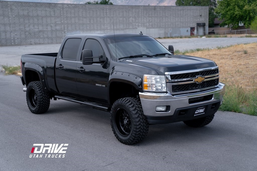 2012 Chevrolet Silverado 2500HD LTZ photo 2