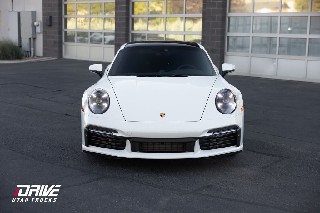 2022 Porsche 911 Turbo S photo 4
