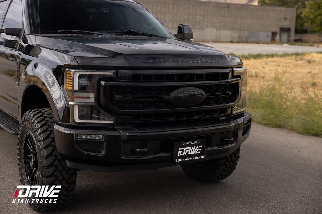 2020 Ford F-350 Lariat photo 2