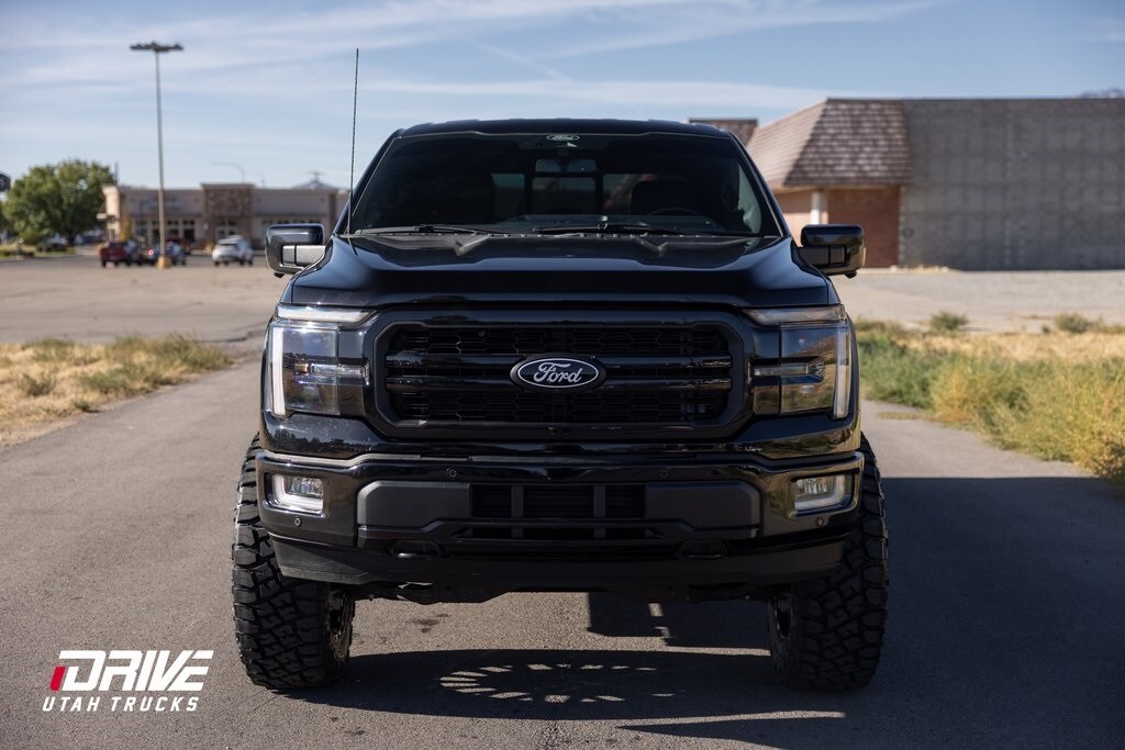 2024 Ford F-150 Lariat photo 3